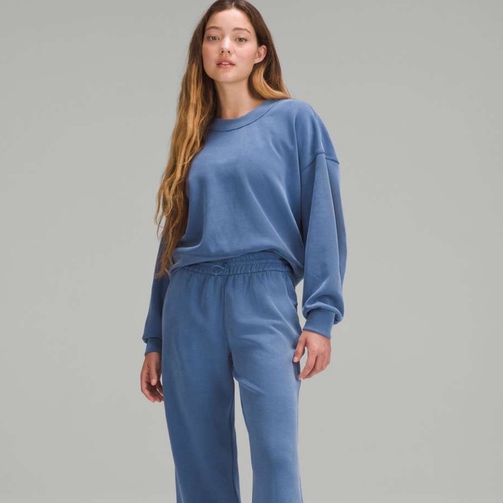 Lululemon Softstreme crop pullover